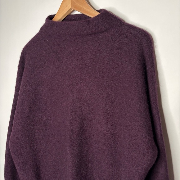 The Reset R Label Funnel Neck pull-over in Plum size Medium - Picture 6 of 11
